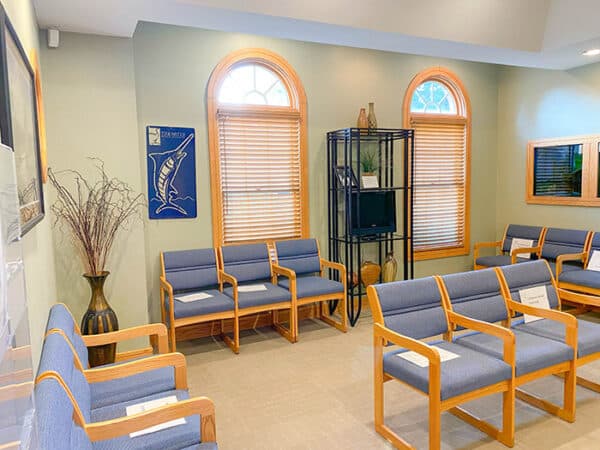 Tidewater family dentistry office Applause patient testimonial